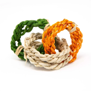 Twistade ringar i naturmaterial